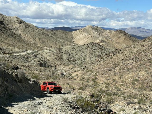 0 Sun Oro Road Road, Yucca Valley CA: https://media.crmls.org/mediaz/96dbcfda-00c0-46b2-ba5e-ababe70a4a40.jpg