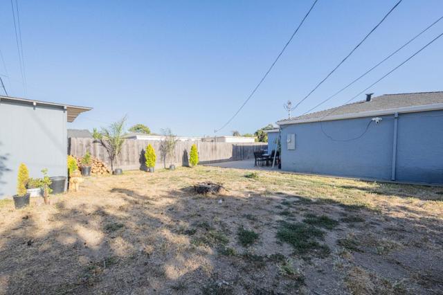 453 Chaparral Street, Salinas CA: https://media.crmls.org/mediaz/96dd73ed-c9f5-4de1-9aa9-1d69cfaac375.jpg