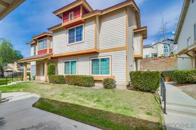 2027 Manzana Way, San Diego, California 92139, 4 Bedrooms Bedrooms, ,2 BathroomsBathrooms,Townhouse,For Sale,Manzana Way,250020188SD