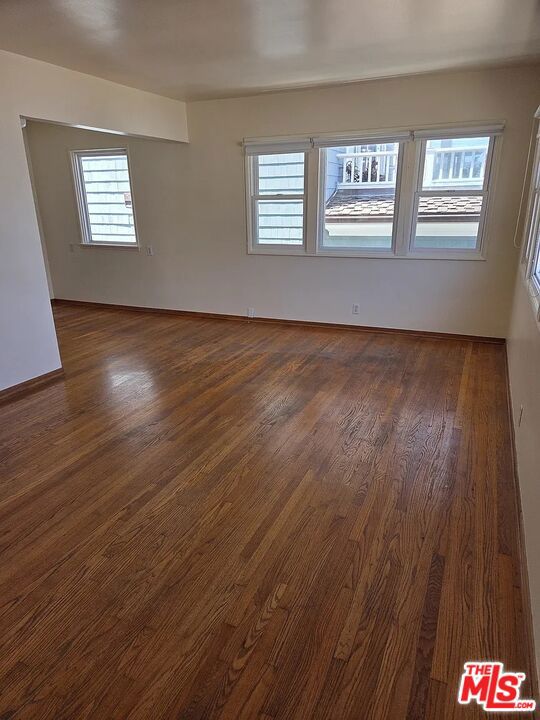136 28th Street, Hermosa Beach, California 90254, 0 ,Residential Income,For Sale,28th,0,26874939