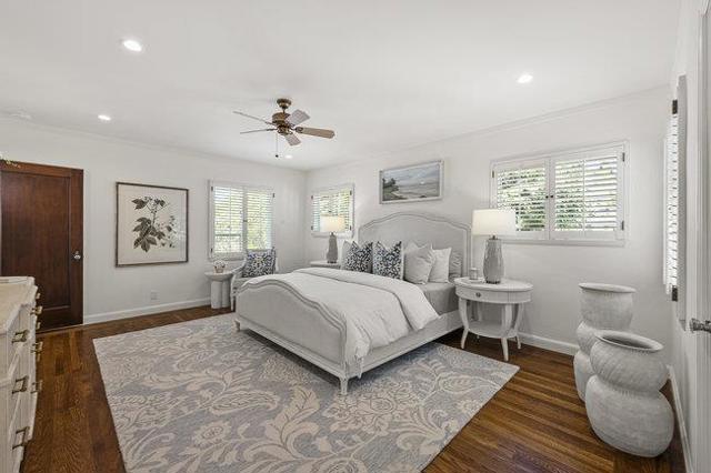 320 Jackson Street, San Mateo CA: https://media.crmls.org/mediaz/96df3b6b-2a0f-495d-9108-fb0d581e90fe.jpg
