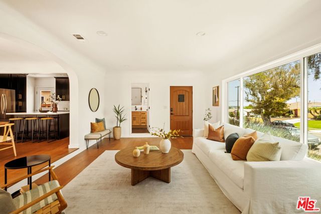 4313 W 59th Street, Los Angeles CA: https://media.crmls.org/mediaz/96e0f866-7750-4bd5-a82e-6dd8a9f73c06.jpg