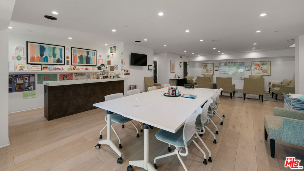 MLS #25576861 image #22