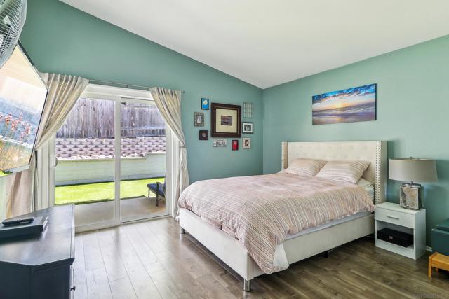 2431 Bobcat Gln, Escondido CA: https://media.crmls.org/mediaz/96e173c3-48c9-4806-b60e-c2c6a48ff421.jpg