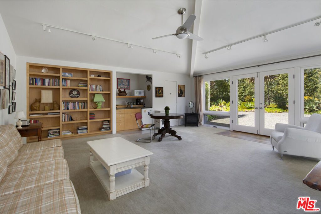 MLS #25570723 image #26