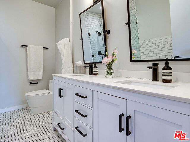 1830 Westholme Avenue, Los Angeles CA: https://media.crmls.org/mediaz/96e3bd0b-38c2-43cd-b54c-72e3fd50fde3.jpg