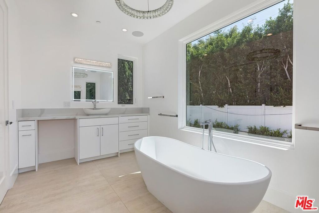 MLS #26857329 image #32