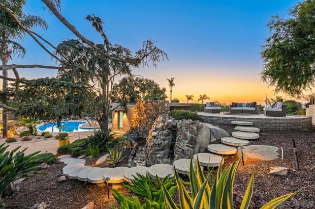 11020 Horizon Hills Dr, El Cajon CA: https://media.crmls.org/mediaz/96e57db1-32da-4532-8352-c5a16c74a579.jpg