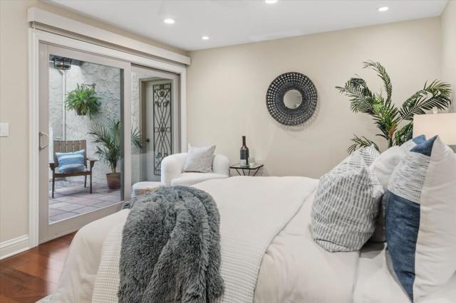 247 Casitas Bulevar, Los Gatos CA: https://media.crmls.org/mediaz/96e5affa-65b7-40d0-a51a-4e7052881083.jpg