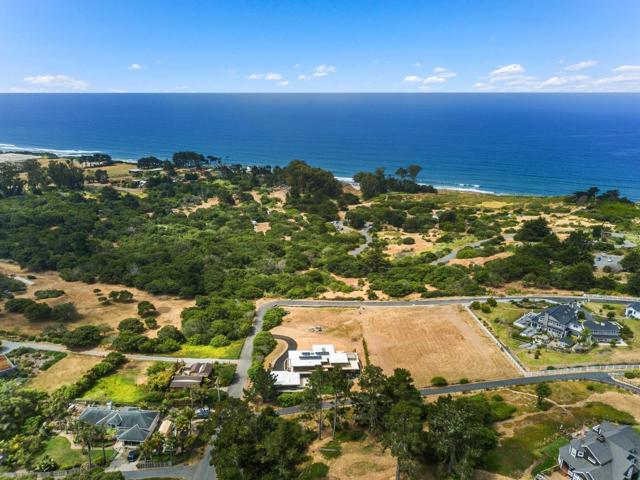 600 Sea View Terrace, La Selva Beach CA: https://media.crmls.org/mediaz/96e75508-587b-494d-bd34-20c60ba015a4.jpg