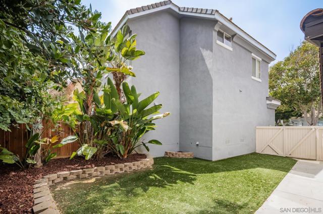 1153 Pacifica Place, Encinitas CA: https://media.crmls.org/mediaz/96e7edd4-5557-4396-8776-45ecaf5cc961.jpg