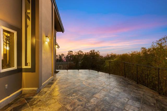 107 Dolphine Avenue, El Granada CA: https://media.crmls.org/mediaz/96ea0682-2dd8-4d0e-9a67-f8615abadc26.jpg