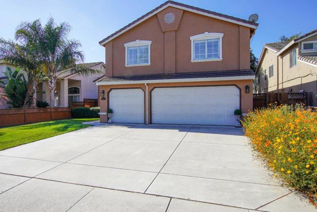 751 La Baig Drive, Hollister CA: https://media.crmls.org/mediaz/96eab1d1-0898-446d-b888-32946e99df31.jpg