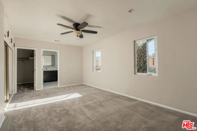 14212 Leadwell Street photo 16