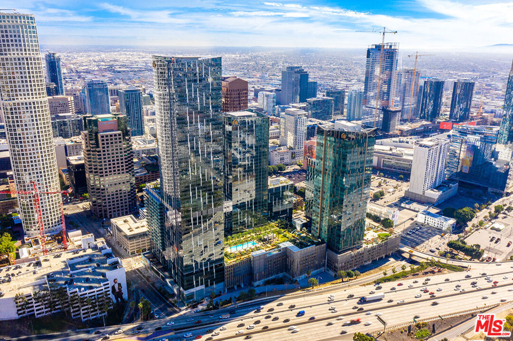 877 Francisco Street 1117, Los Angeles, CA 90017