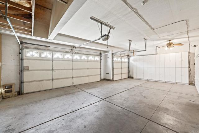 1115 Brown Bear Trail, Beaumont CA: https://media.crmls.org/mediaz/96ec23d7-e599-41fd-93bc-0d7394fd3cb2.jpg