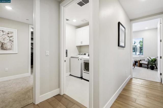 20 Woodbury Highlands Court, Lafayette CA: https://media.crmls.org/mediaz/96ec4c74-82d4-4073-89b5-1a545edb7aea.jpg