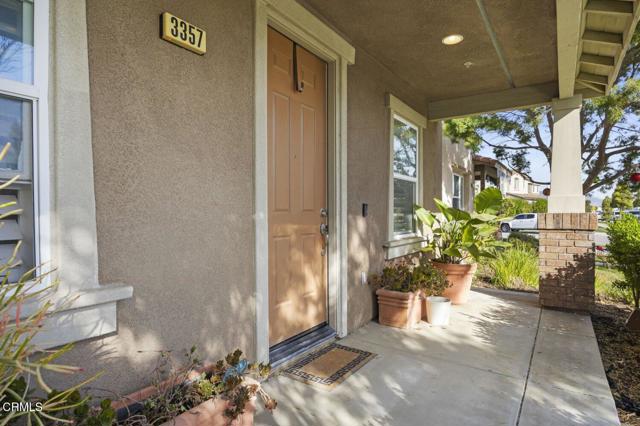 Detail Gallery Image 2 of 32 For 3357 Kings Canyon Dr, Oxnard,  CA 93036 - 5 Beds | 3/1 Baths