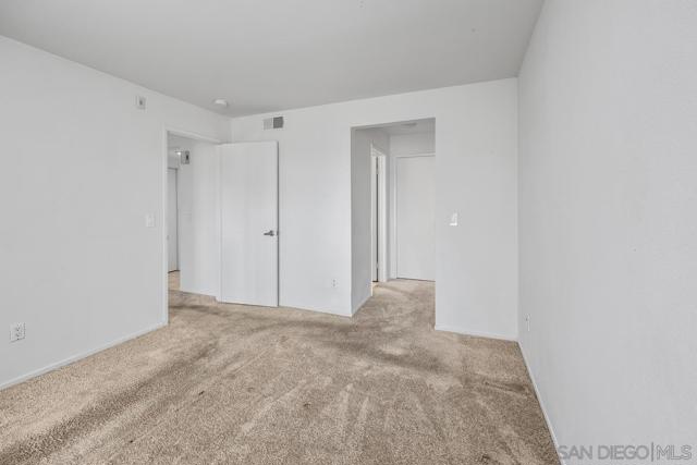 1270 Cleveland Ave, San Diego CA: https://media.crmls.org/mediaz/96ed1d00-80f0-407b-8738-a659926ca72d.jpg