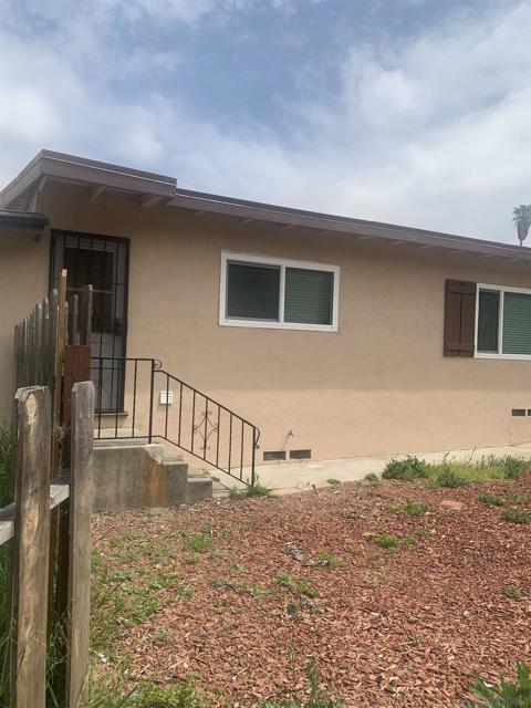 12429 Julian, Lakeside CA: https://media.crmls.org/mediaz/96ed2d83-4f4f-4c0a-8314-c5c56e877eed.jpg