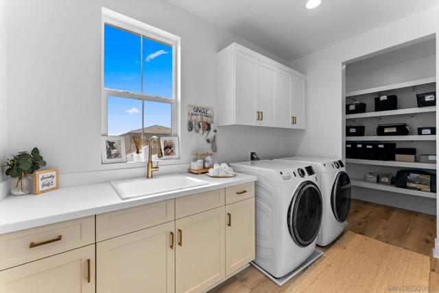 Image 20 of 51 For 1567 Corte Botanicas