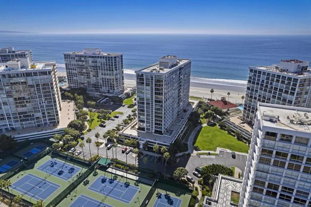 Image 3 of 25 For 1730 Avenida Del Mundo 402