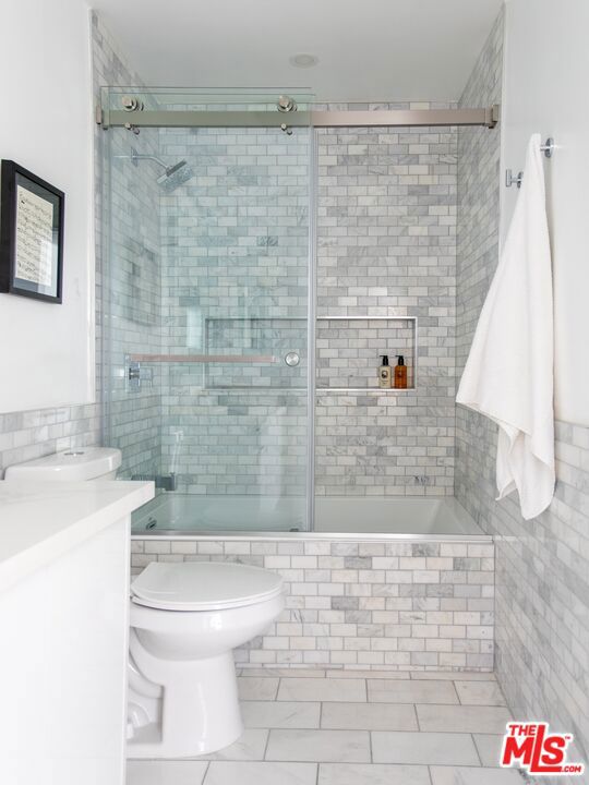 1222 North Olive Drive, 101 photo 20