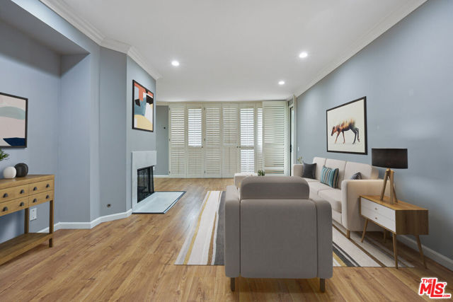 930 N Wetherly Drive, West Hollywood CA: https://media.crmls.org/mediaz/96f0b019-ddd0-4252-8fbe-28f1d90cb449.jpg