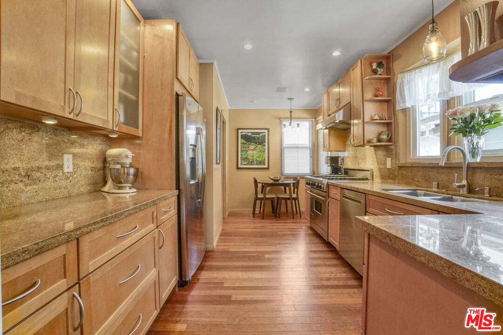 MLS #25521603 image #5