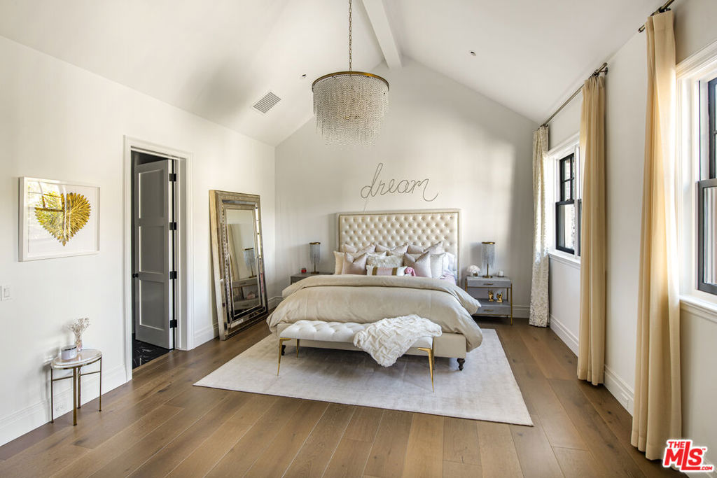 MLS #25490861 img 15