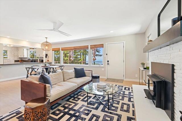 12960 Skyline Boulevard, Woodside CA: https://media.crmls.org/mediaz/96f1fb05-adf2-4824-b445-90cba1efdfe3.jpg