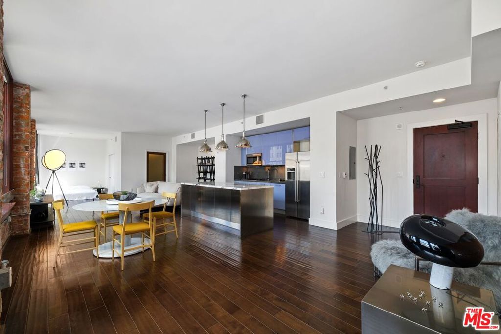 460 S Spring Street 905, Los Angeles, CA 90013
