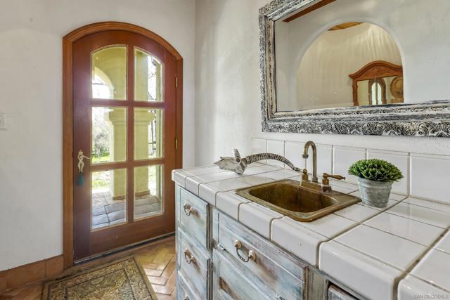 24943 N McIntire Road, Clements CA: https://media.crmls.org/mediaz/96f36829-a79b-4392-84f6-f4bd5b9076f5.jpg
