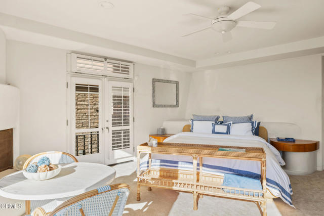 1571 Mandalay Beach Road, Oxnard CA: https://media.crmls.org/mediaz/96f3733c-58f2-4d97-bbeb-880303cfd6be.jpg