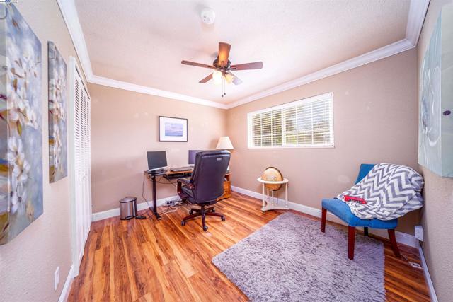 34505 Salinas Pl, Fremont CA: https://media.crmls.org/mediaz/96f3aa39-f179-4e30-8f7d-e3027aa00f3e.jpg