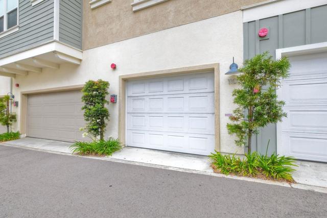 1103 Makena Way, Oceanside CA: https://media.crmls.org/mediaz/96f3e41b-bfac-4278-b4a0-44cc4a435a8e.jpg