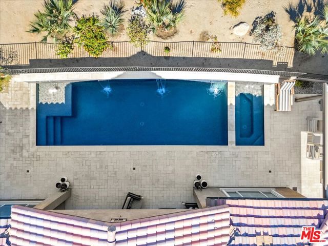 14 Merlot, Rancho Mirage CA: https://media.crmls.org/mediaz/96f46bfb-05c9-499b-94ec-a4bfab23b495.jpg