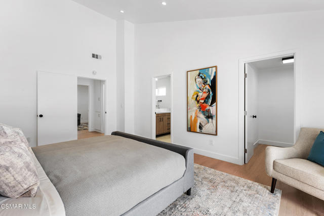 1161 Triunfo Canyon Road, Westlake Village CA: https://media.crmls.org/mediaz/96f495a9-dcfb-4976-8ebd-ded1c9c1a421.jpg