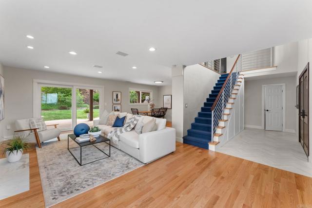 3903 Cadden Way, San Diego CA: https://media.crmls.org/mediaz/96f51d38-34b5-4dc9-91c4-7cdcfb77be3b.jpg
