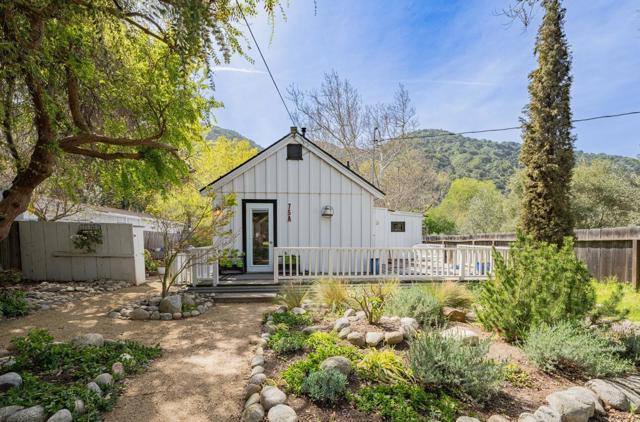 75 Paso Hondo, Carmel Valley CA: https://media.crmls.org/mediaz/96f52af8-6176-4e24-bbc0-7bf9e67f0533.jpg