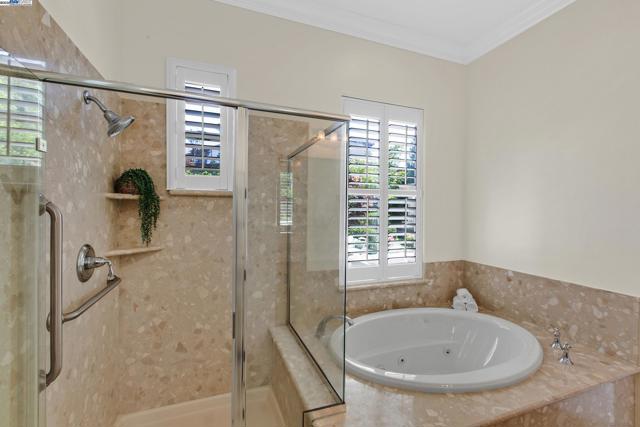 5434 Belarus St, Danville CA: https://media.crmls.org/mediaz/96f7e410-1bf7-4750-a886-f293a838f04c.jpg