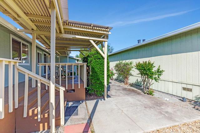 199 Leisure Drive, Morgan Hill CA: https://media.crmls.org/mediaz/96f8aa5f-91a5-4e59-b240-37edccc42bb5.jpg