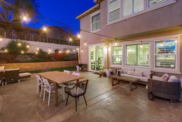 Image 9 of 75 For 9221 Helix Mesa Way