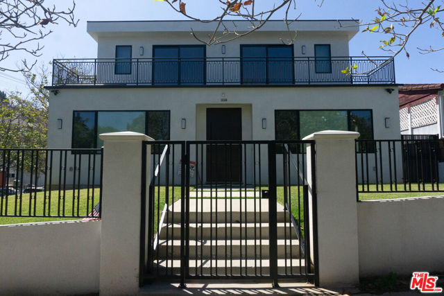 10360 Ilona Avenue, Los Angeles CA: https://media.crmls.org/mediaz/96f95c27-0759-4a81-8171-1698eb3aab1d.jpg