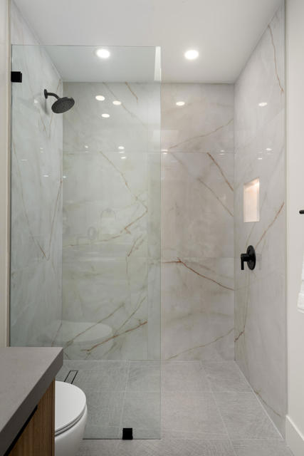 172 Desert Lakes Drive, Palm Springs CA: https://media.crmls.org/mediaz/96f99893-6fe8-4989-b3bc-e1e668fe3944.jpg