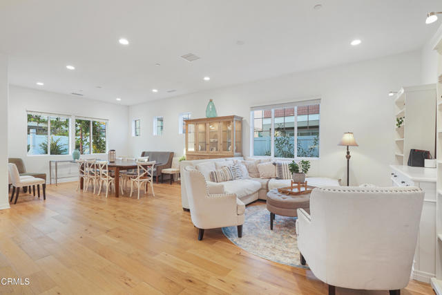 Detail Gallery Image 27 of 51 For 263 Wisteria St, Fillmore,  CA 93015 - 5 Beds | 3/1 Baths