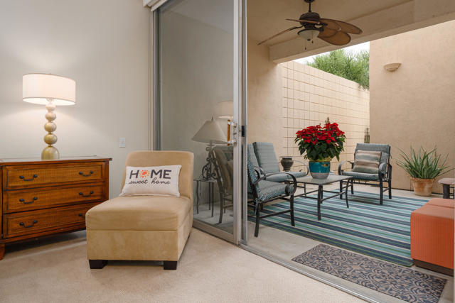 Image 16 of 50 For 527 Desert Lakes Drive