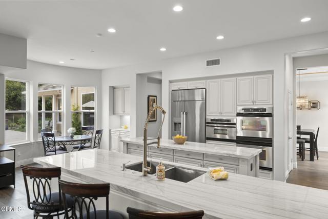 Detail Gallery Image 16 of 73 For 181 via Sandra, Newbury Park,  CA 91320 - 5 Beds | 6/1 Baths