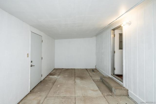 1525 Tea Rose Lane, Jacumba CA: https://media.crmls.org/mediaz/96fcce1c-4d70-4fce-9f47-b9f37e8bd031.jpg