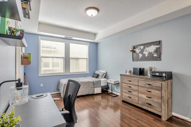Image 16 of 34 For 4380 Fitzwilliam St